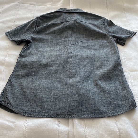 The Jean Shop New York denim short sleeve button down shirt. - Picture 11 of 12